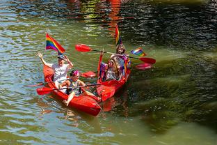 船长出海？！克莱：我非常感激海洋和海上所有的动物们